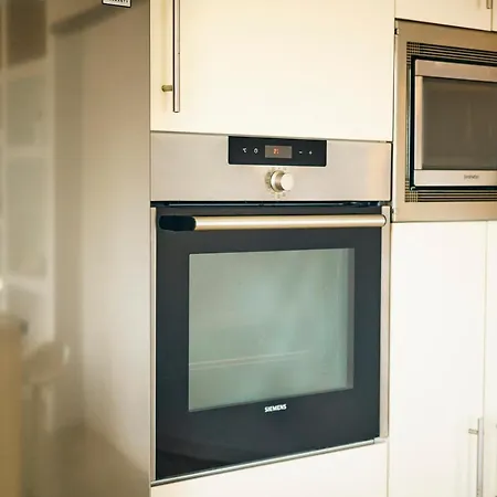 3bdr + 2bath Ocean View Appartement *