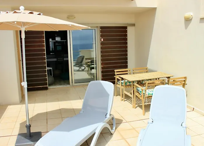 Apartment 3bdr + 2bath Ocean View *